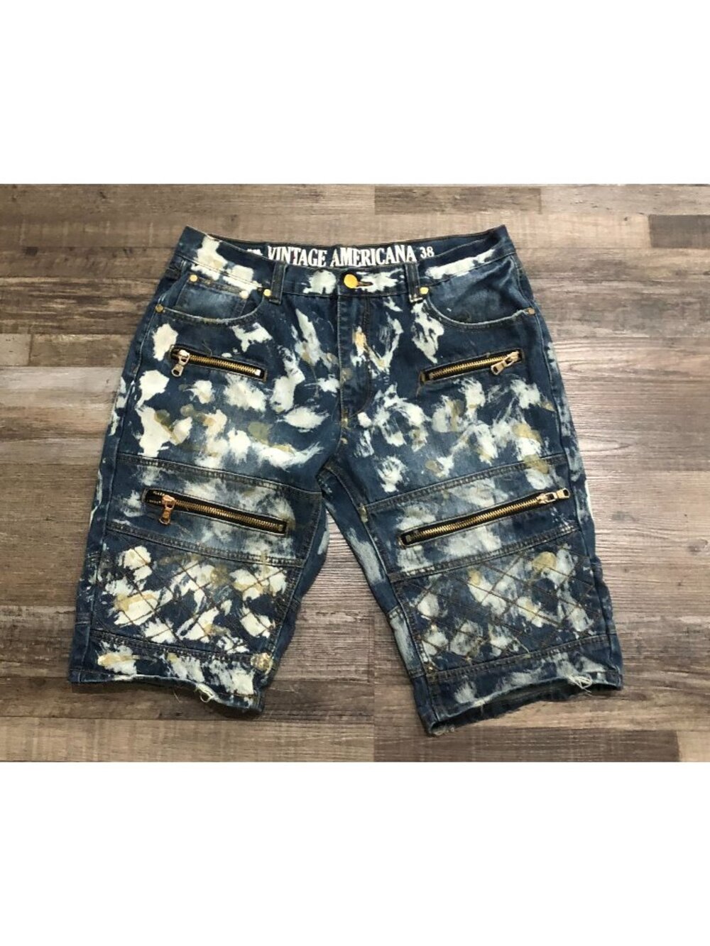 Vintage American Mens Size 38 Relaxed Fit Bleach Splatter Zipper Blue Jean Short